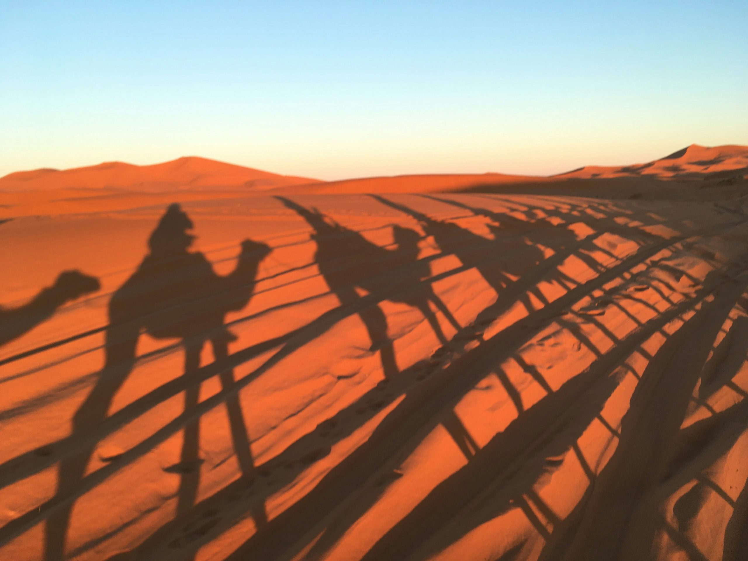 FITNAH YANG MENGGUNCANG MADINAH: KISAH AISYAH RA. DAN FITNAH YANG MENIMPANYA